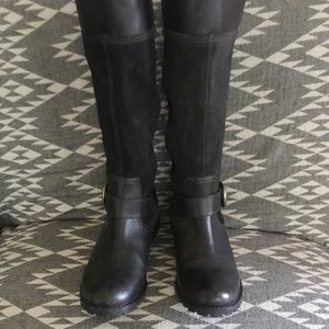 Timberland Black Leather and Suede Buckle boots 7